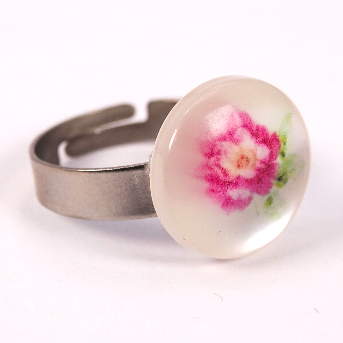 Vintage Pink Flower Button Ring SIZE P ADJUSTABLE Pearly White