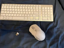 Recharbable Keyboard / Mouse