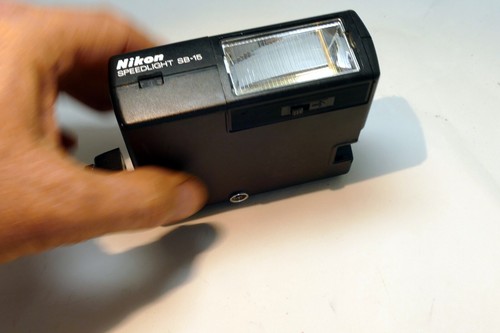 Nikon SB-15 Speedlight flash - for parts, not working with corrosion - AS IS - Picture 4 of 9