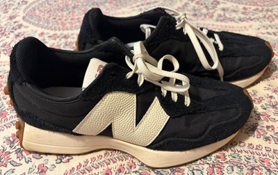 Size 8.5 - New Balance 327 Black White Gum W