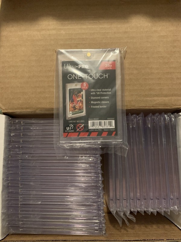 [30] 35pt UltraPRO One-Touch Magnetic Holder LOT OF 30 - 30 TOTAL (used)