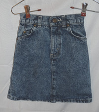 Girls LEVI'S Blue Jean Skirt Size 7 VTG