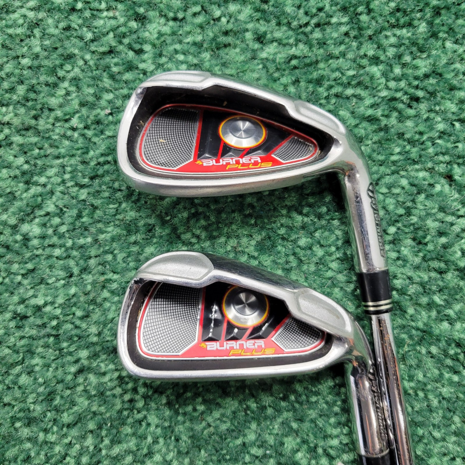 Taylormade Burner Plus Iron Set 4PW RH Burner 85 R Flex Steel Shafts