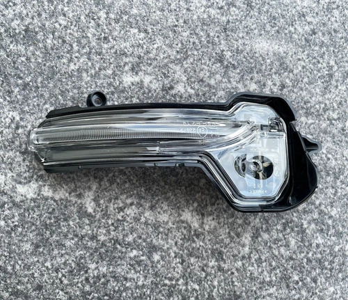 OEM Ford Mach-E SIGNAL LENS LEFT 262230494 mirror TURN INDICATOR 26922873
