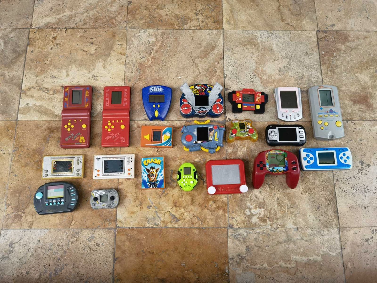 20 1990 s portable game consoles lot of 20 vintage portable