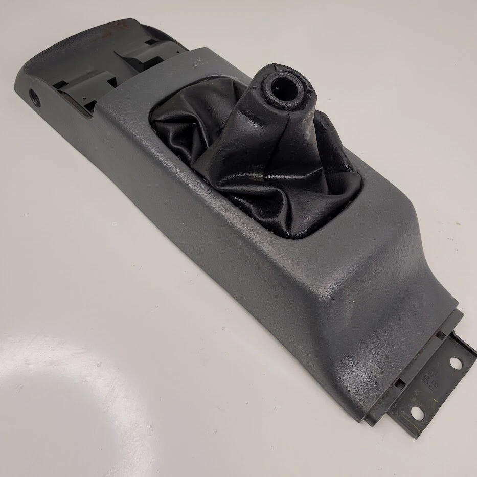 Bisel de cambio de transmisión manual Honda Civic 1992-1995 con bota de cambio gris OEM Foto 3 de 4
