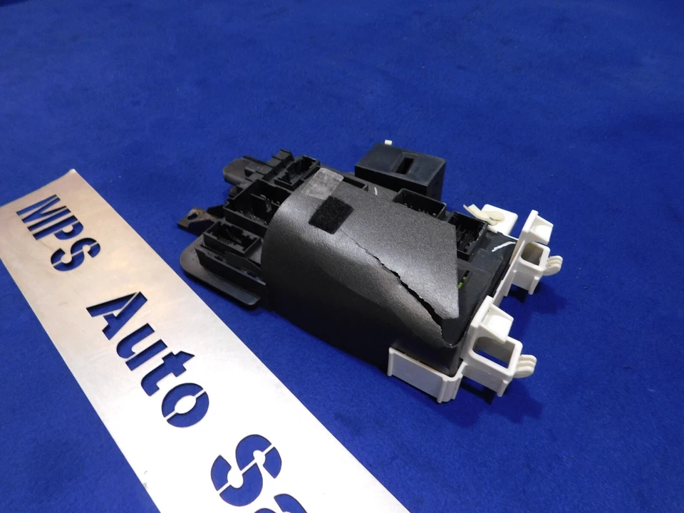 11 2011 Ford Mustang Conv GT Manual Trans Multifunction Box Module Take Off D68 - Image 3 of 4