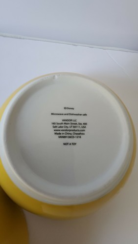 4 NEW Disney Ceramic Mickey Mouse "Mouse Bottom" Yellow Cereal Bowls Vandor LLC - Picture 7 of 9