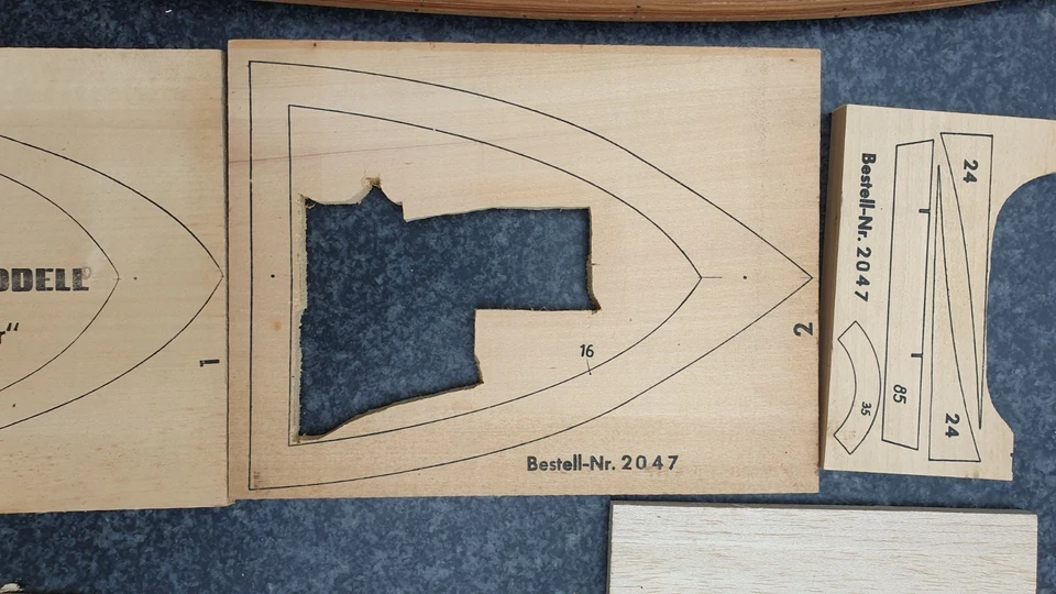 Graupner Condor Nr. 2047 See-Motorjacht Bausatz ca.1960 Rarität mit Beschlagsatz - Bild 4 von 4