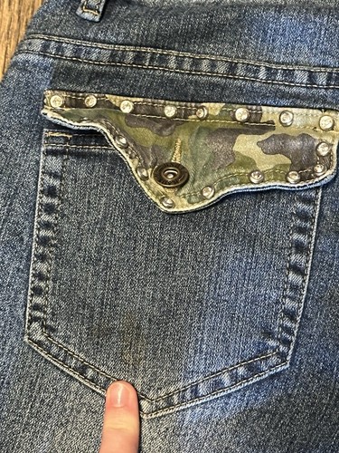 Jeans peluche platino con toppe militari taglia 11 - Foto 21 di 24