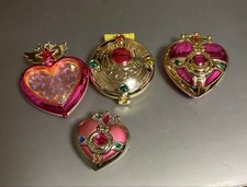 sailor moon compact