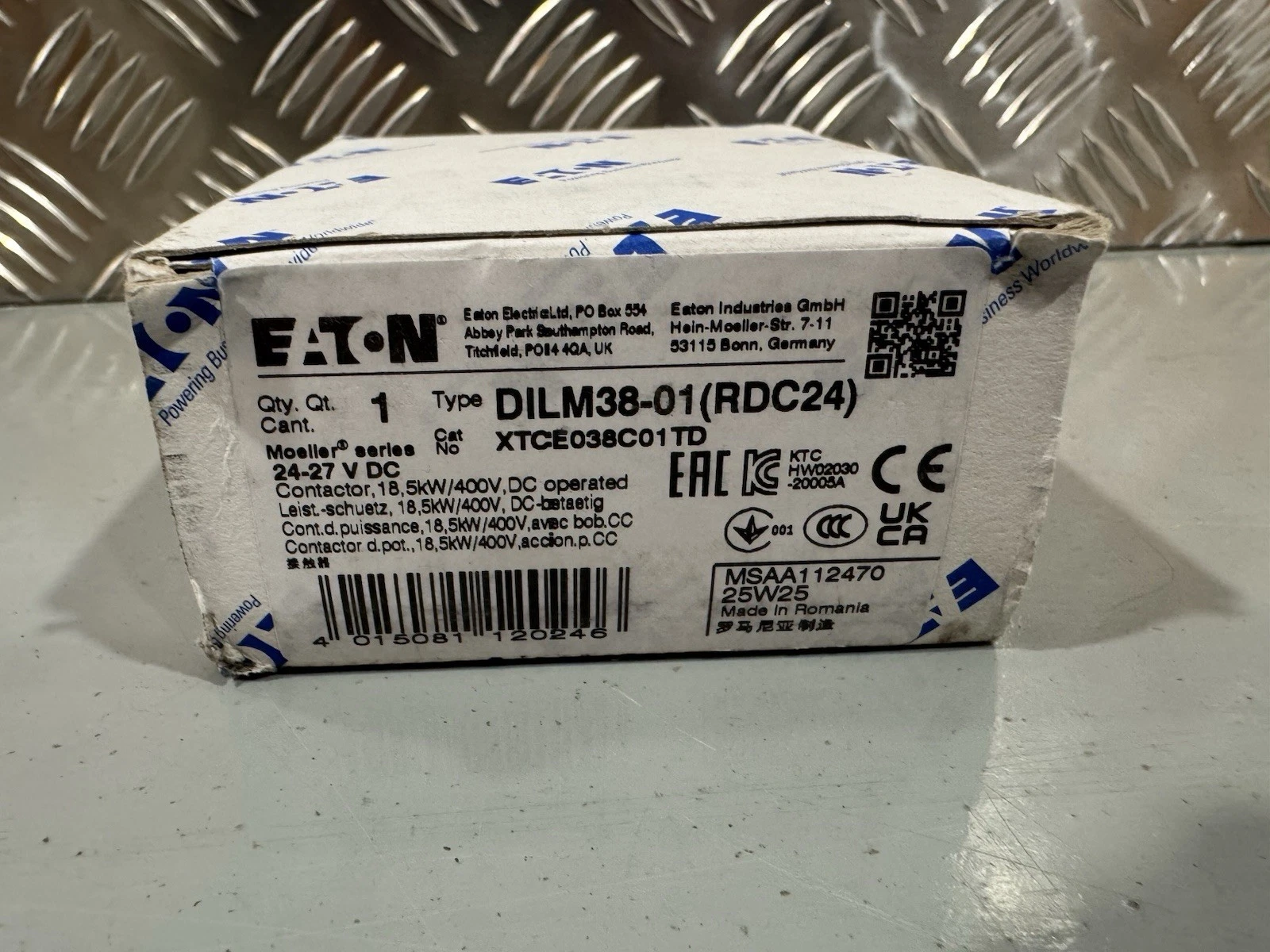 Eaton DILM38-01 (RDC24) 24-27 VDC Brand New In Box 2