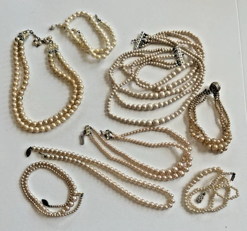 LOT OF 8 VINTAGE FAUX PEARL BEAD COSTUME JEWELRY NECKLACES FINDINGS