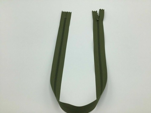 Closed End Nylon Zips 20 inch & 22 inch Wholesale Packets of 10 - Picture 7 of 20