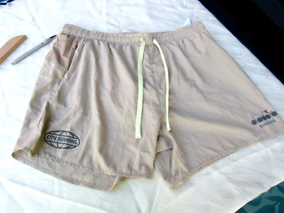 diadora City Run Shorts  Laufshorts XL beige neu ohne Etikett 