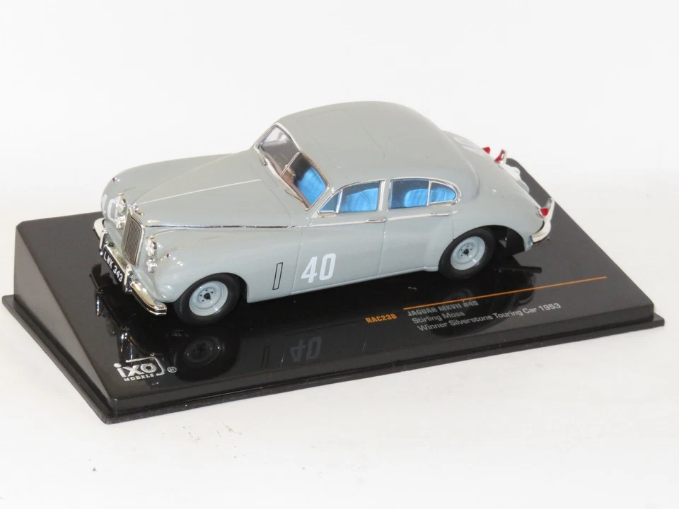1/43 Jaguar Mk.VII British Touring Car - Winner SCC Silverstone 1953 S.Moss - Image 3 of 4