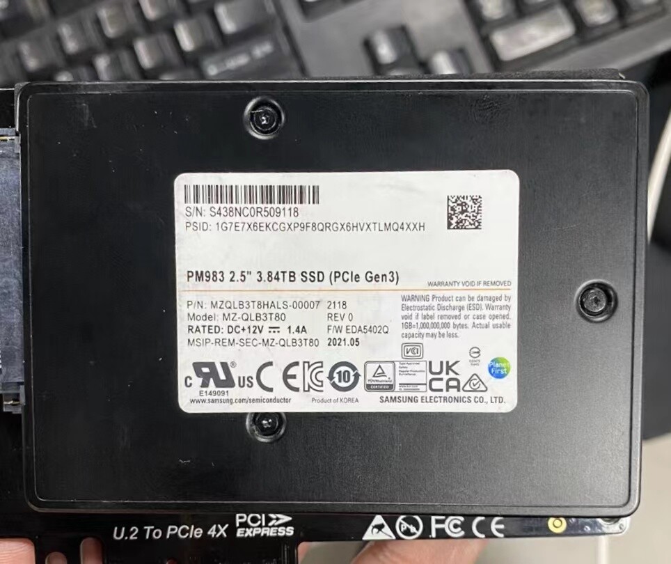②-W198 SAMSUNG SATA 240GB 2.5 SSD 4点 Amazon.com: Samsung PM893 3.84TB SATA III 2.5