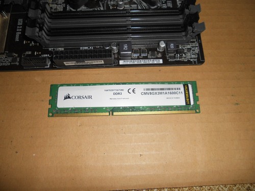ASUS Z170-P D3 REV 1.04+INTEL CORE i3 7100 (2.9GHZ)+8GB - Foto 3 di 7