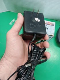 Atari Lynx Console FOR PARTS OR REPAIR ! No Power - No Battery Cover Read Descri