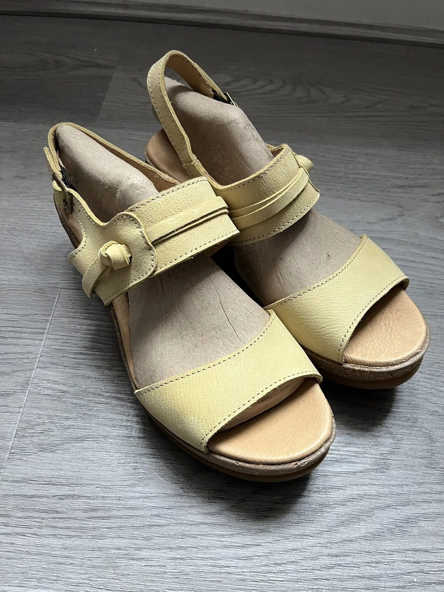El naturalista sandals uk sale