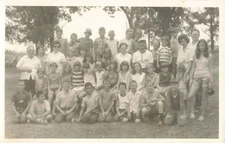 Postcard RPPC c1960s Family Portrait | Fashions Haircuts | Wilbur Wallace Photo
