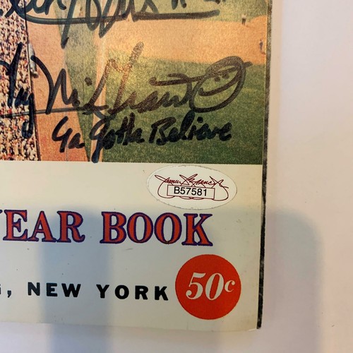1969 NY Mets World Series Champs Team Signed Yearbook Nolan Ryan Tom Seaver JSA - Picture 2 of 9