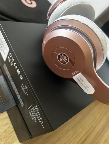 GENUINE Beats by Dr. Dre Solo3 Wireless Headband Headphones - Rose Gold - Picture 13 of 13