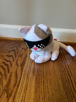 Youtooz Beluga Cat With Glasses 9'' 