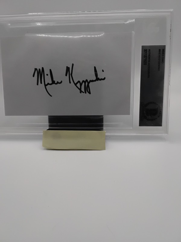 Mike Krzyzewski Autographed Duke Blue Devils. Index Card Beckett authenticated.