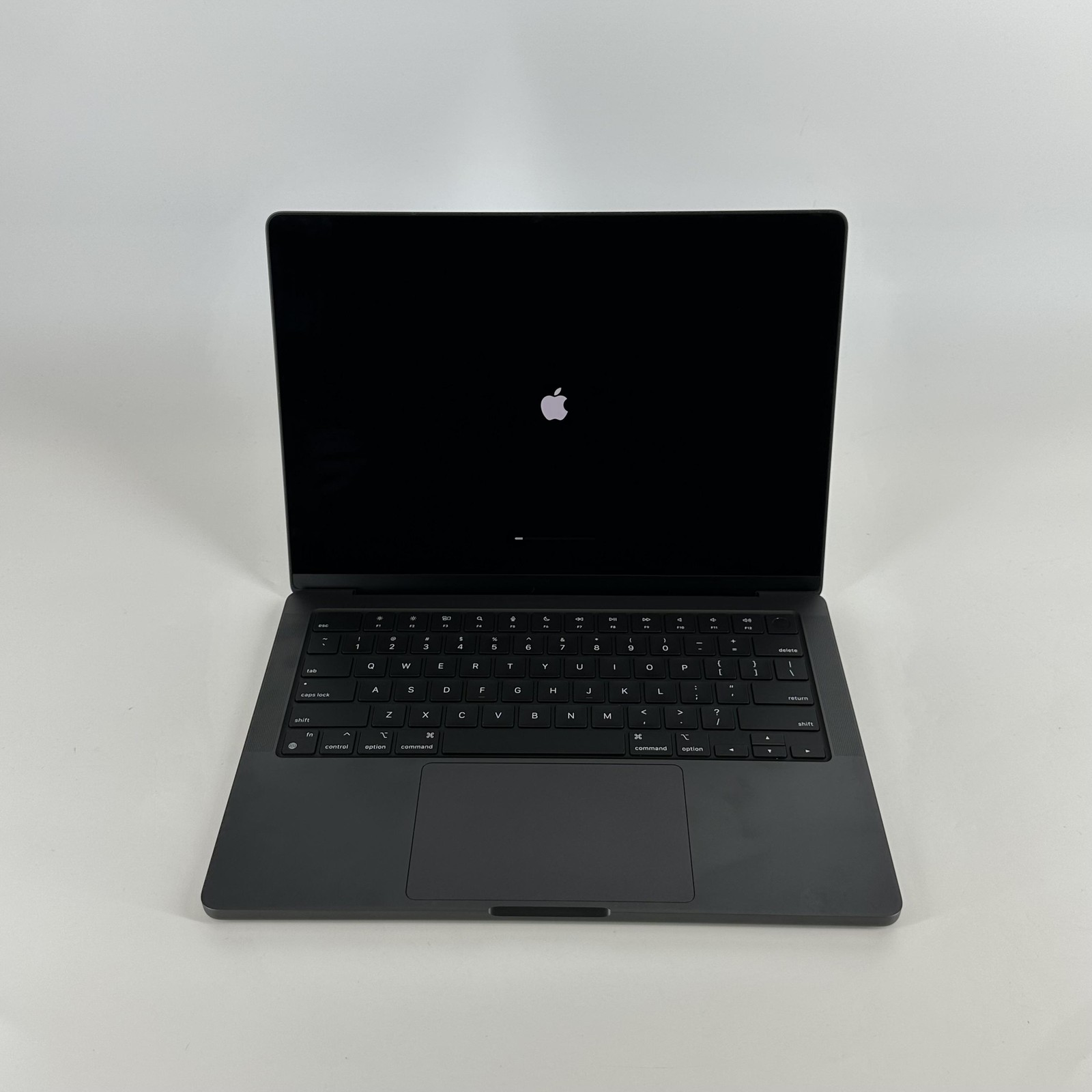 MacBook Pro 14 Black 2024 M4 10-Core CPU 10-Core GPU 16GB 512GB SSD Tinted LCD-image
