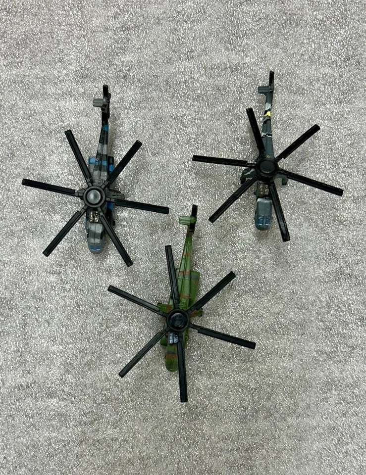 Micro Machines Military CH-54 Skycrane Helicopter Set of 3 1993 LGTI Galoob - Image 2 of 4