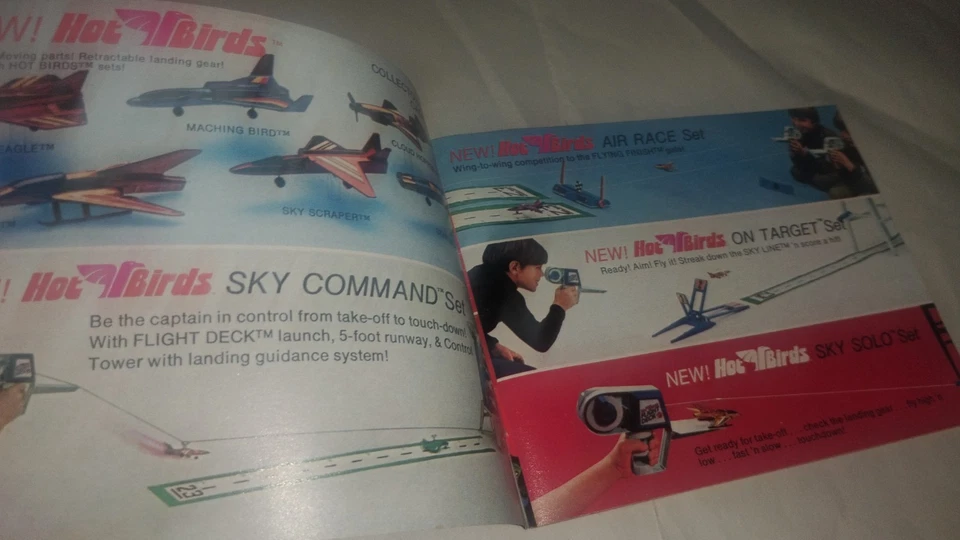 De colección Hot Wheels Mattel 1971 Catálogo Coleccionistas Internacionales Ruedas y Alas En muy buena condición Foto 2 de 4