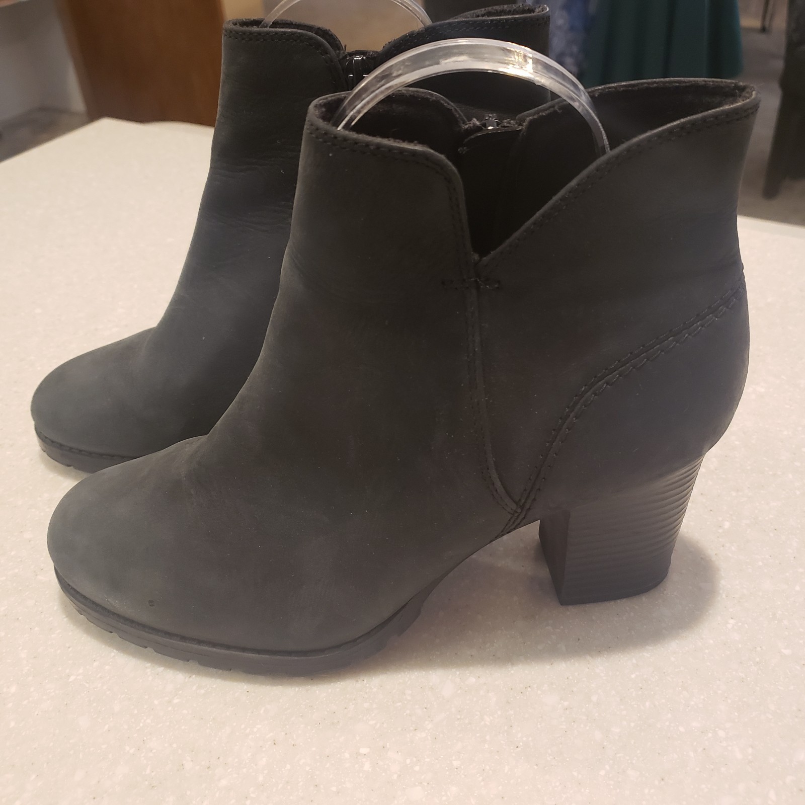 Clarks Collection Booties Verona Trish Women's Size 8.5 Black.  Heel.