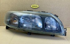 Volvo V70 Scheinwerfer mit Blinker rechts 8693588 Bj 2001 2907609