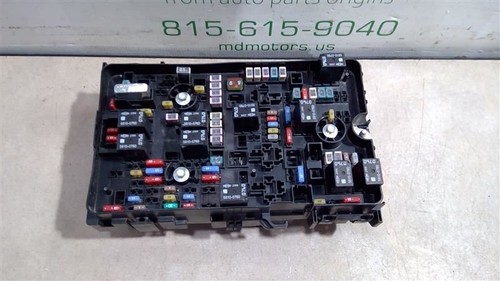 2018-2020 CHRYSLER PACIFICA POWER DISTRIBUTION CENTER 68406350AA - Picture 2 of 12