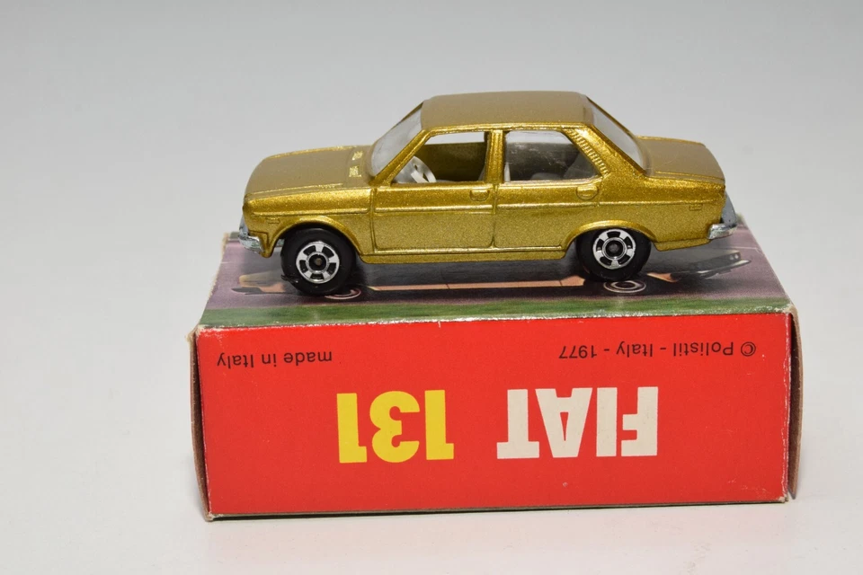 B41 1:66 3 pulgadas club 33 polistil rj.13 rj 13 rj13 fiat 131 oro metálico sin usar, en caja Foto 2 de 4