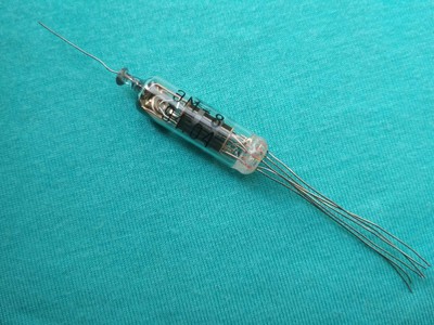 EM-8  1 PCS NEW NOS MELZ 1990-1991's SEMI-ELECTROMETRIC PENTODE VACUUM TUBE