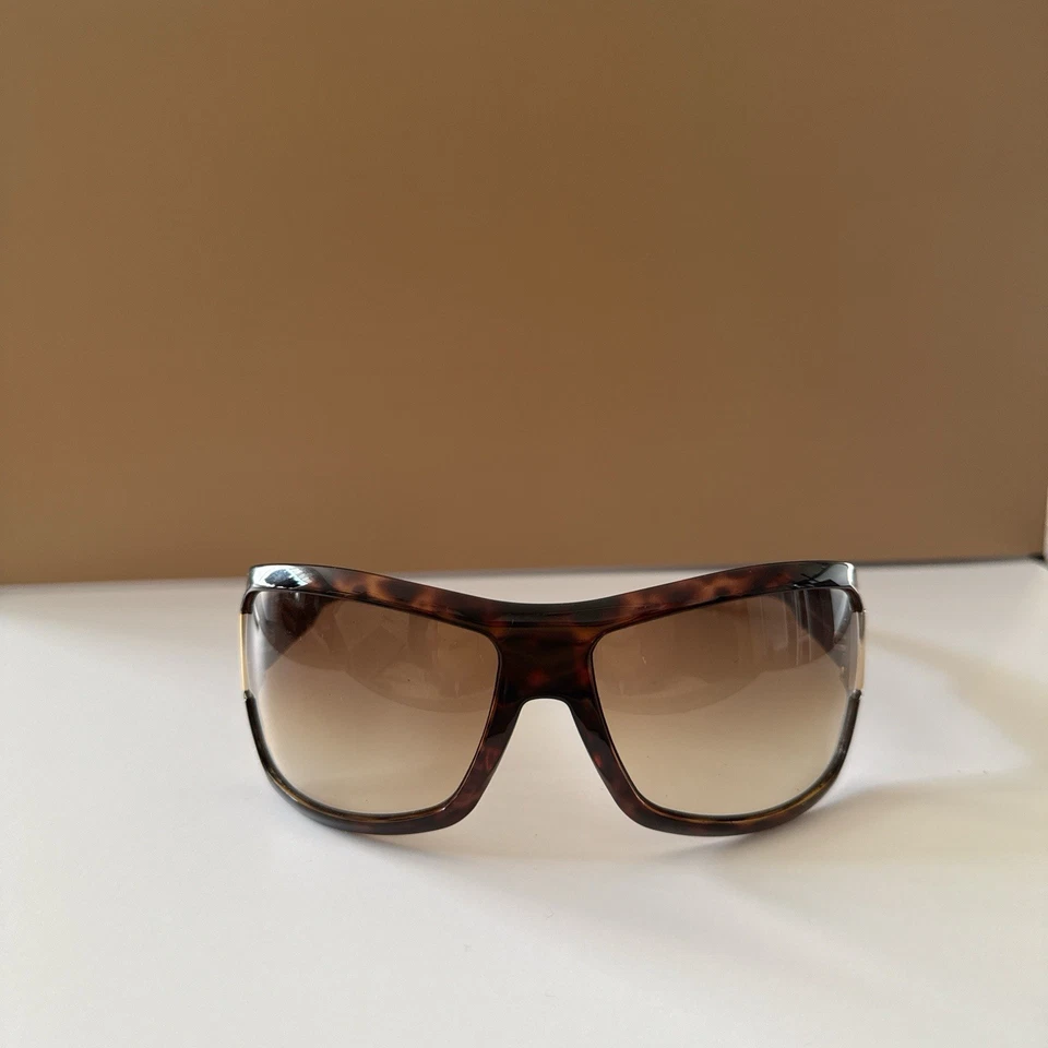 Óculos de sol marrom GUCCI escudo de concha de tartaruga – Feito na Itália – Autêntico - Imagem 2 de 4