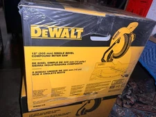 Dewalt 12" 15 amp Single Bevel Compound Miter Saw DSW715