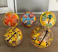 VINTAGE LOT OF 5 METAL TOY NOISEMAKERS RATTLE PARTY New Years Kirchof