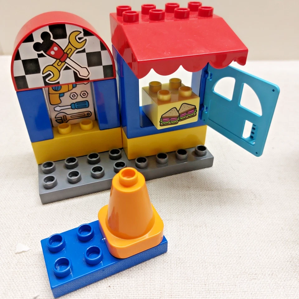 lego duplo mickey mouse Werkstatt - Bild 2 von 3