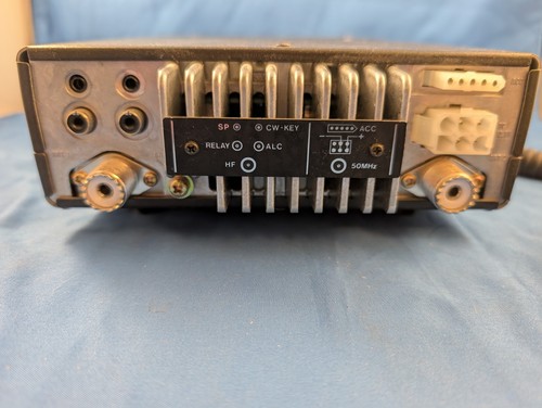 ALINCO DX 70TH HF & 50MHZ 6 METERS TRANSCEIVER - Photo 5/7