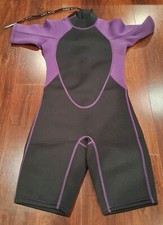 Realon Sports Unisex Neoprene Short Wet Suit Size Large Black w/Purple Seams EUC