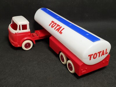 BERLIET GAK citerne Total promotionnel Vapé-Bourbon 1-43 boî