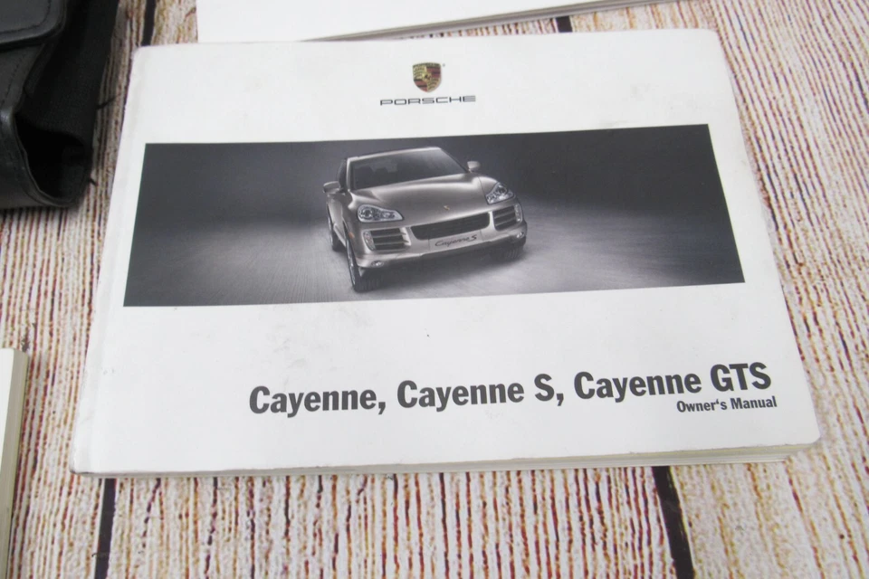 2009 Porsche Cayenne GTS SUV Owner Owner's Operator Manual Set CASE - Image 4 of 4