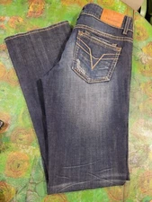 New Vigoss New York Boot Cut Distressed Size 7