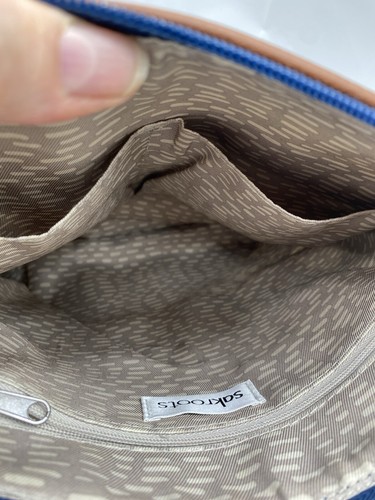 Sakroots Blue & White Floral Crossbody Bag Coated Canvas 11x11x2 - Bild 11 von 19