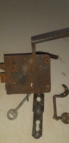 Altes Historisches Kastenschloss mit Falle - Bild 5 von 5