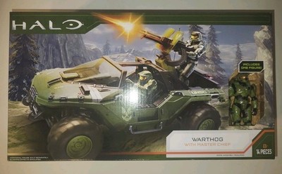 New ''World of Halo'' Scale Halo  WARTHOG with MASTER CHIEF Brand New in Box Nice