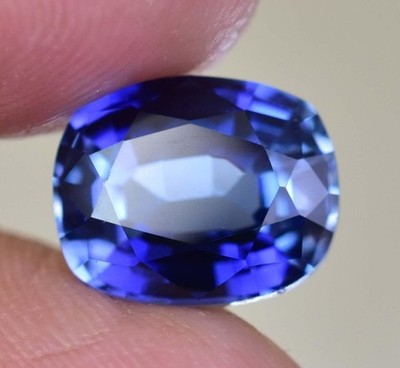 5 to 6 Cts Natural Royal Blue Sapphire Cushion Stunning Certified Gemstone